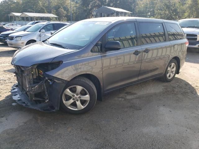 2014 Toyota Sienna