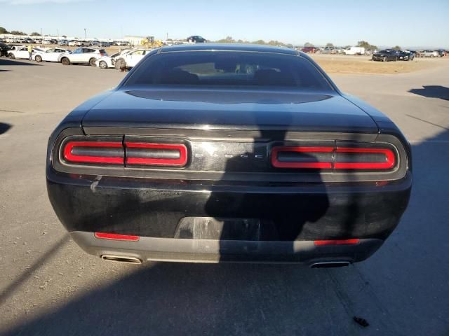 2017 Dodge Challenger SXT