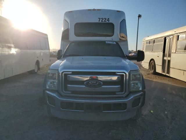 2015 Ford F550 Super Duty