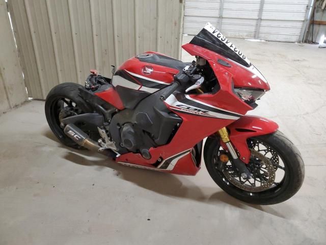 2021 Honda CBR1000 RA