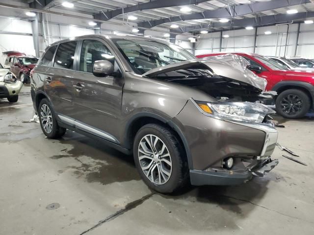 2017 Mitsubishi Outlander SE