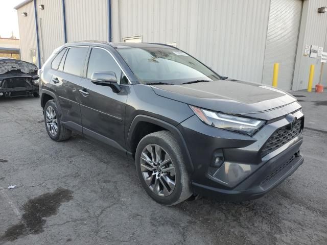 2022 Toyota Rav4 XLE Premium