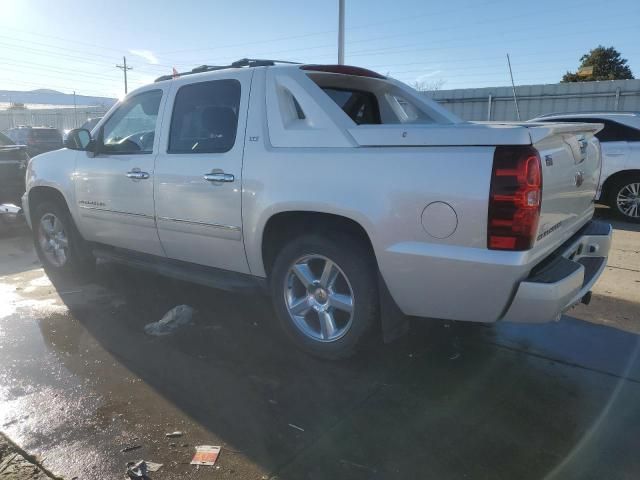 2011 Chevrolet Avalanche LTZ