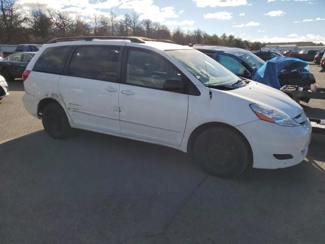 2008 Toyota Sienna CE