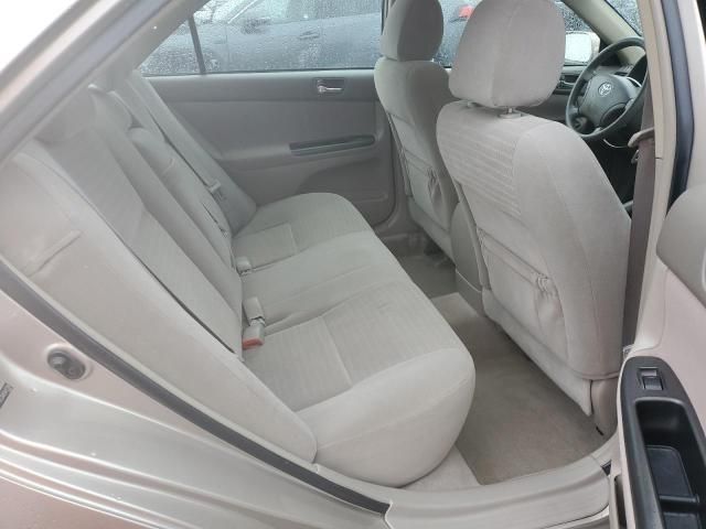 2005 Toyota Camry LE