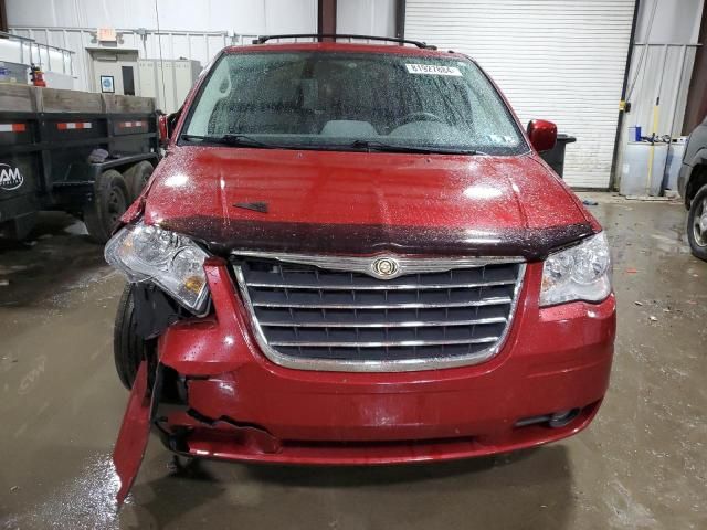 2008 Chrysler Town & Country Touring