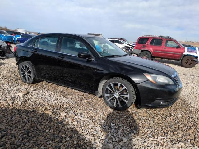 2012 Chrysler 200 Touring