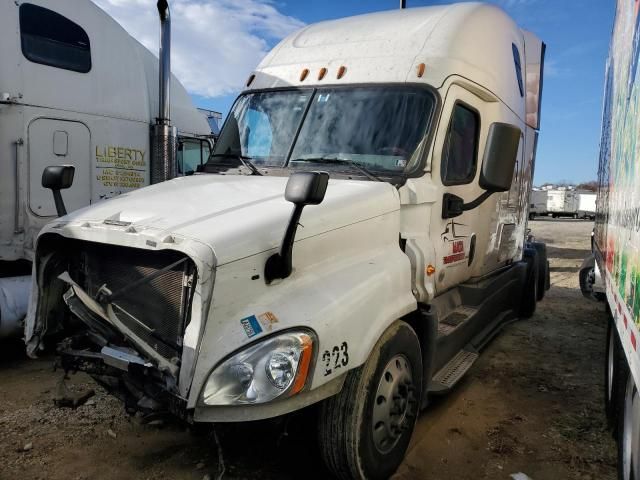 2016 Freightliner Cascadia 125