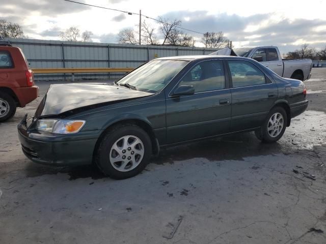 2000 Toyota Camry LE