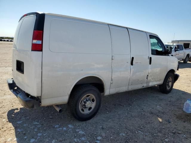 2022 Chevrolet Express G2500