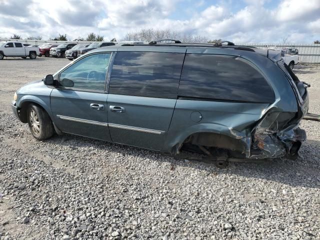 2007 Chrysler Town & Country Touring