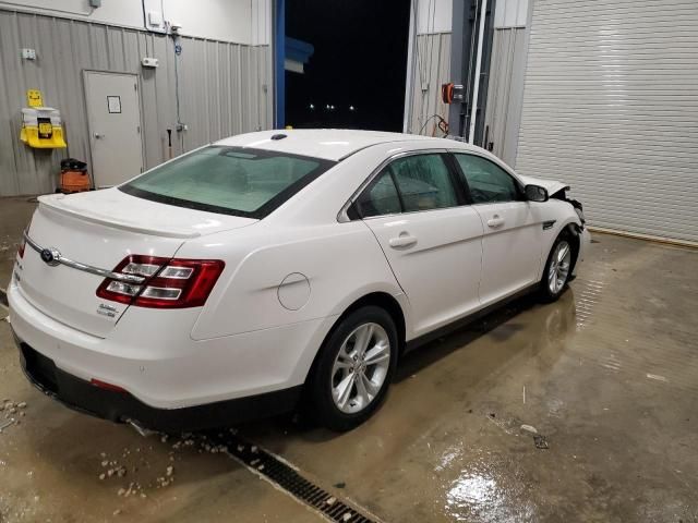 2016 Ford Taurus SEL