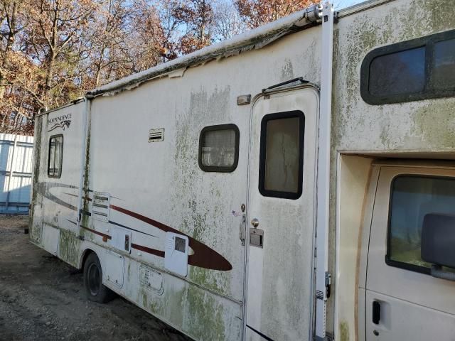 2003 Ford Econoline E450 Super Duty Cutaway Van