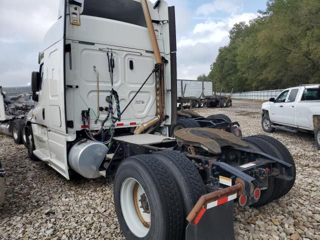 2019 Freightliner Cascadia 125