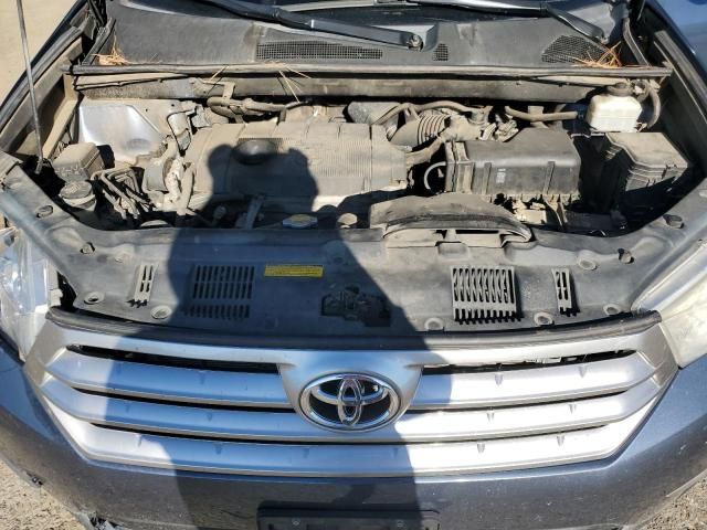 2013 Toyota Highlander Base