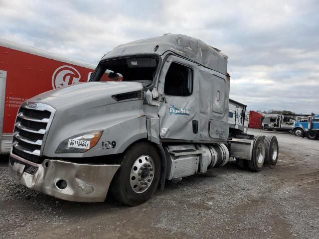 2020 Freightliner Cascadia 116