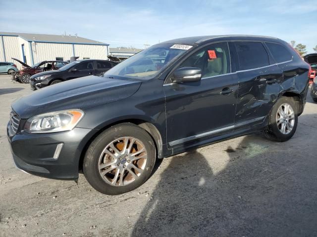 2015 Volvo XC60 T5 Platinum