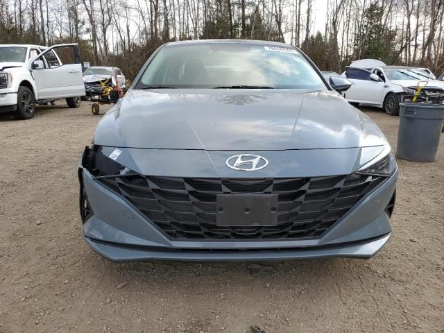 2022 Hyundai Elantra SEL