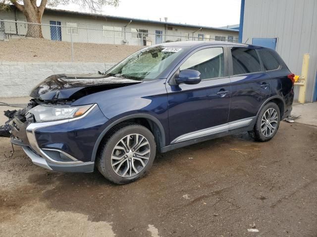 2016 Mitsubishi Outlander SE