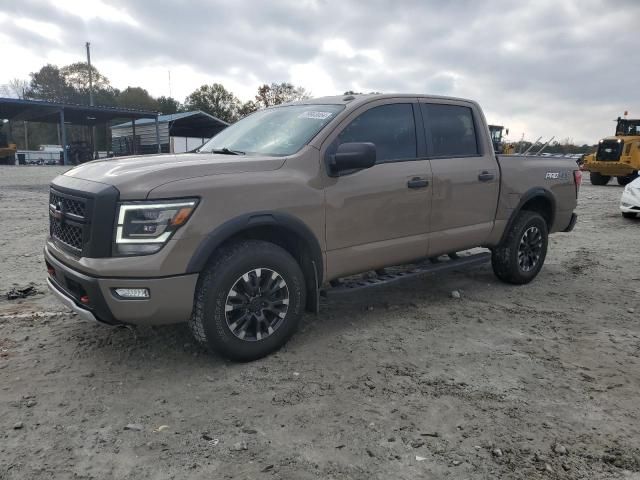 2021 Nissan Titan SV