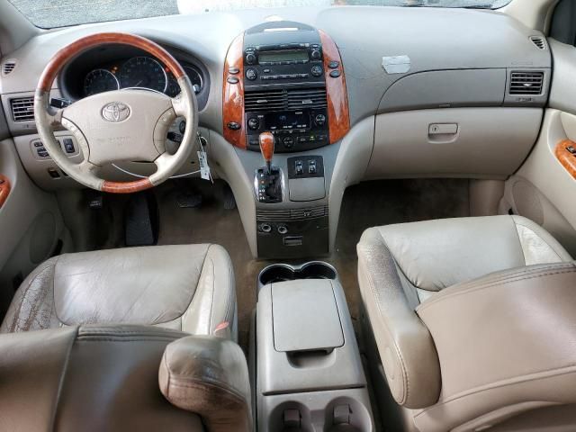 2007 Toyota Sienna XLE