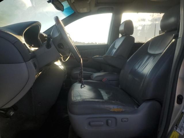 2006 Toyota Sienna XLE