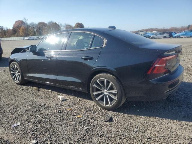 2021 Volvo S60 T5 Momentum