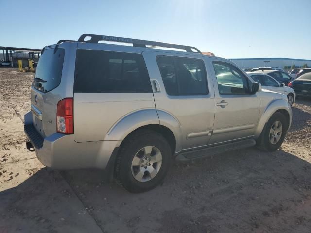 2006 Nissan Pathfinder LE