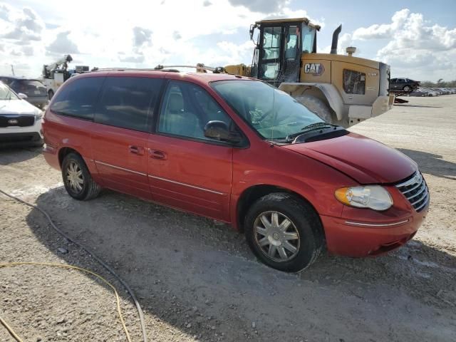 2006 Chrysler Town & Country Limited