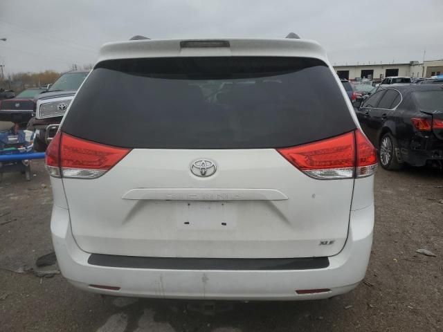 2011 Toyota Sienna XLE