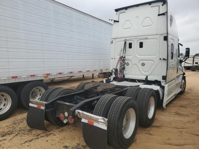 2014 Freightliner Cascadia 125