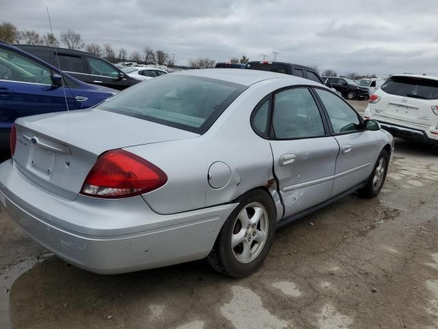 2004 Ford Taurus SE