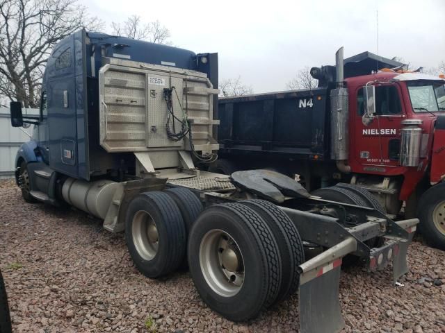 2020 Kenworth Construction T680