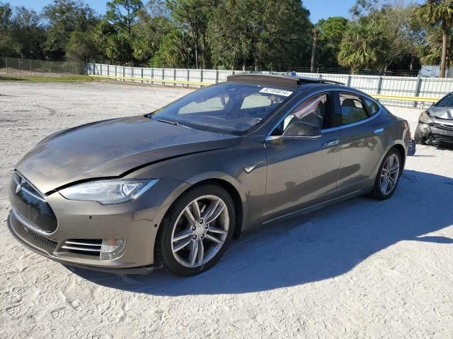 2015 Tesla Model S 70D