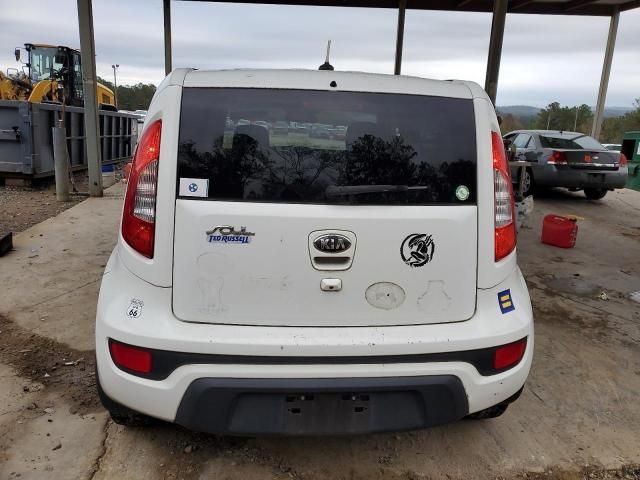 2013 KIA Soul +