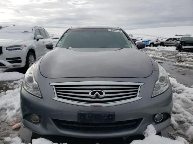 2015 Infiniti Q40