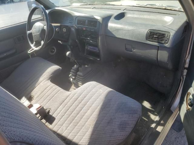 1996 Nissan Truck XE