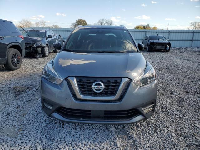 2020 Nissan Kicks SR