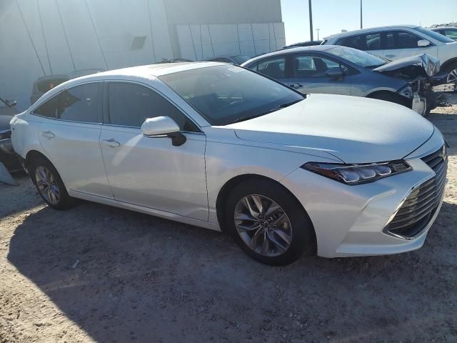 2019 Toyota Avalon XLE