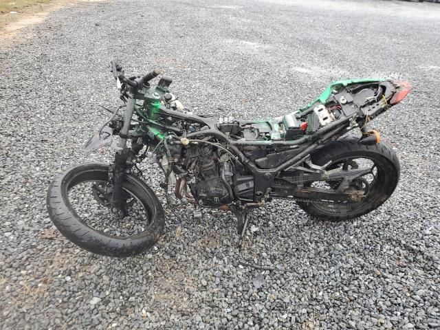 2017 Kawasaki EX300 B