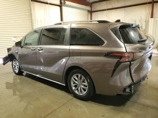 2024 Toyota Sienna XLE