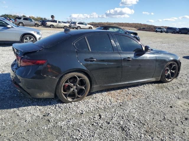 2017 Alfa Romeo Giulia TI