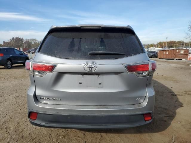 2014 Toyota Highlander LE