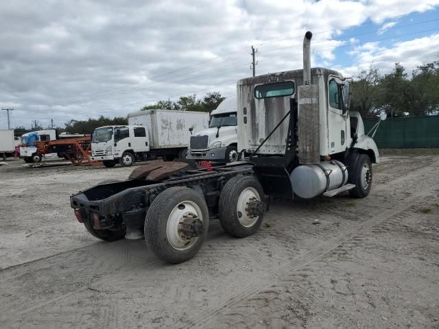 2010 Freightliner Conventional Columbia