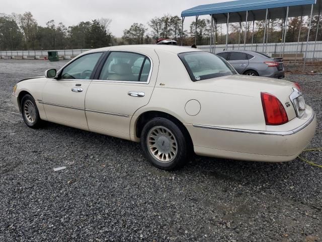 2002 Lincoln Town Car Cartier