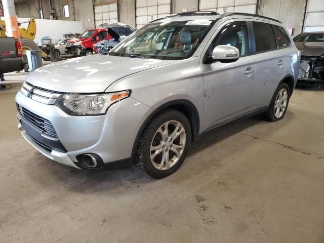 2015 Mitsubishi Outlander SE