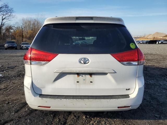 2012 Toyota Sienna LE