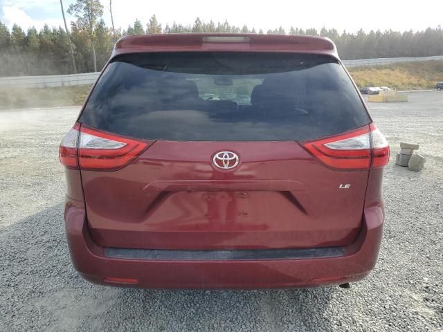 2015 Toyota Sienna LE