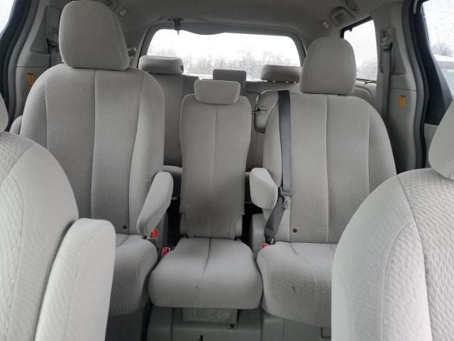 2012 Toyota Sienna LE