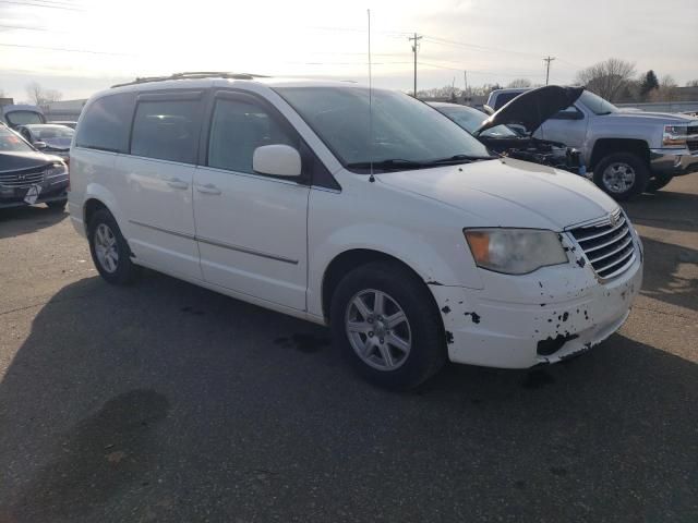 2010 Chrysler Town & Country Touring